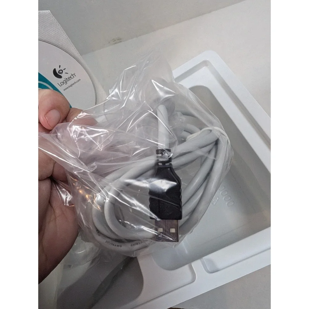 Logitech QuickCam Express USB Webcam 2003 NEW OLD STOCK Sealed Complete